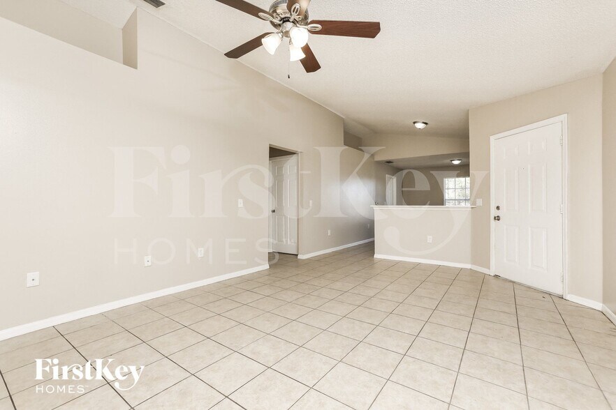 Building Photo - 7419 Little Pond Ct