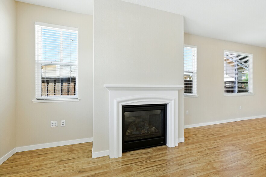 Building Photo - 18309 Millbrook Ave