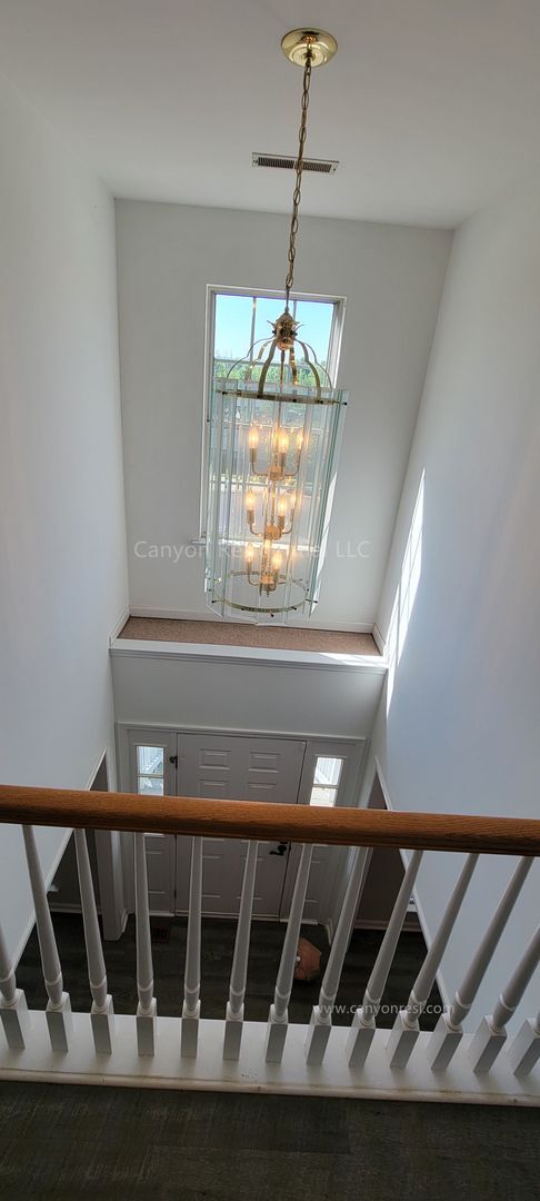 Building Photo - Urban Oasis: Modern Comfort Meets Convenie...