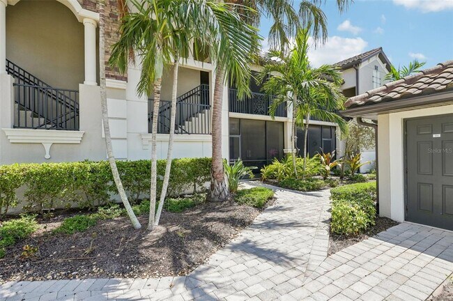 Building Photo - 5528 Palmer Cir