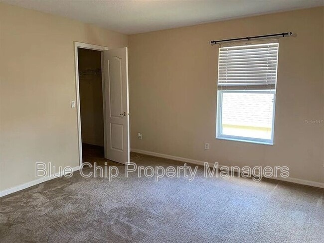 Building Photo - 9773 Portofino Dr