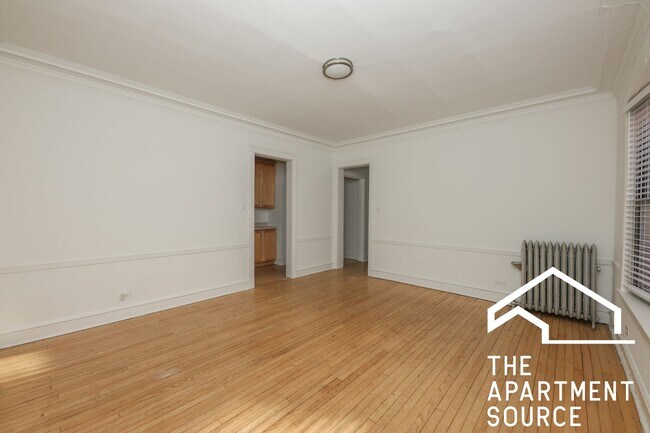 Building Photo - 929 Michigan Ave