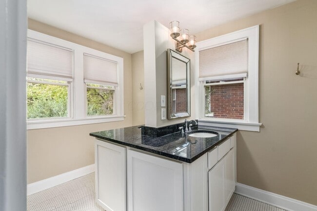 Building Photo - 1111 Northwest Blvd