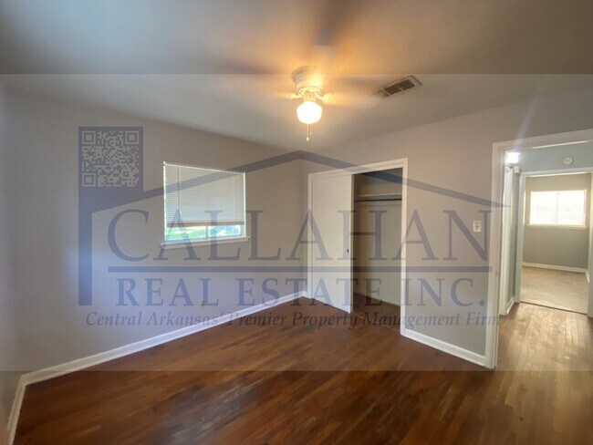 Building Photo - NLR 2 Bedroom Home