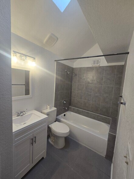 Building Photo - 11632 Scott Simpson Dr
