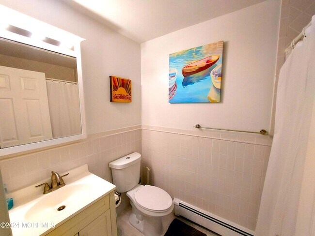 Building Photo - 302 Fifth Avenue Unit 2