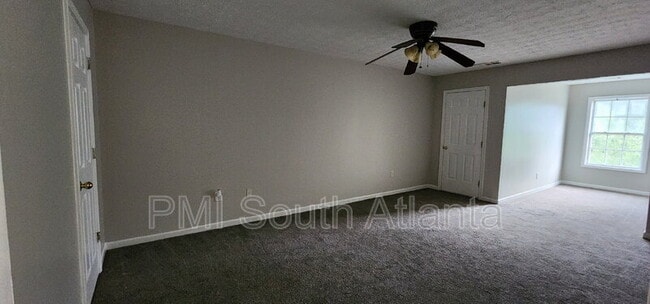 Building Photo - 4672 Ernest Dr