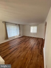 Building Photo - 397 Vesper Rd