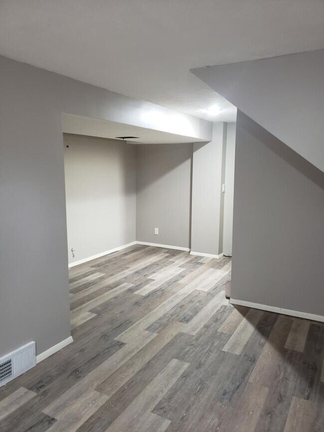 Building Photo - COMING SOON- Great location and layout for families or roomates, 3 bed 1.5 bath $1,825