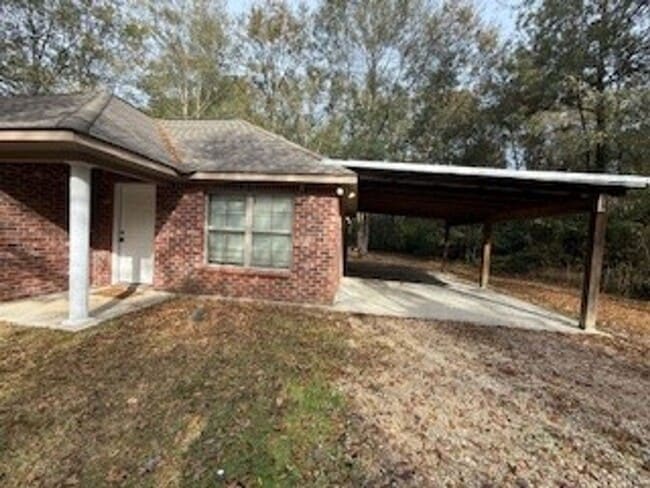 Building Photo - Country side home