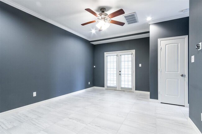 Building Photo - 1504 Colorado St
