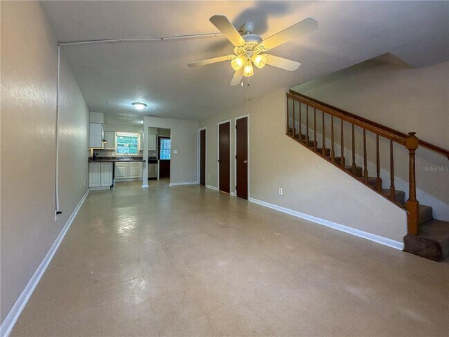 Building Photo - 5620 NW 23rd Terrace