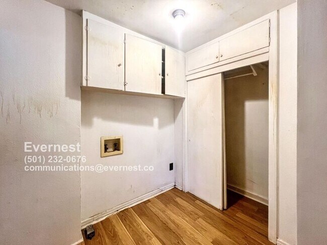 Building Photo - 1320 Adams St