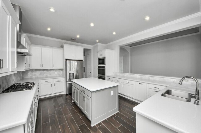 Building Photo - 28065 Woodland Bend Way