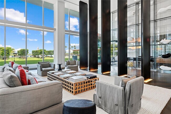 Building Photo - 360 Ocean Dr