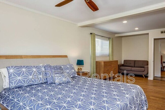 Building Photo - 2415 E Finley Rd