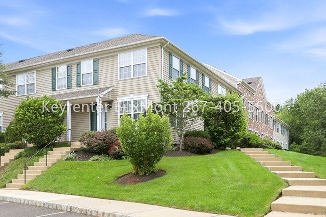 Building Photo - 5008 Rebecca Fell Dr