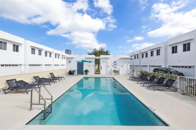 Building Photo - 2651 NE 212th Terrace