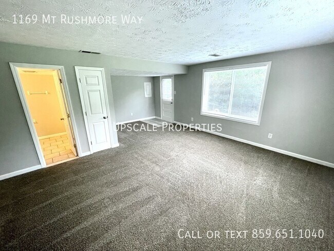 Building Photo - 1169 Mt Rushmore Way