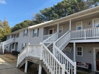 Building Photo - 381 S Moore St