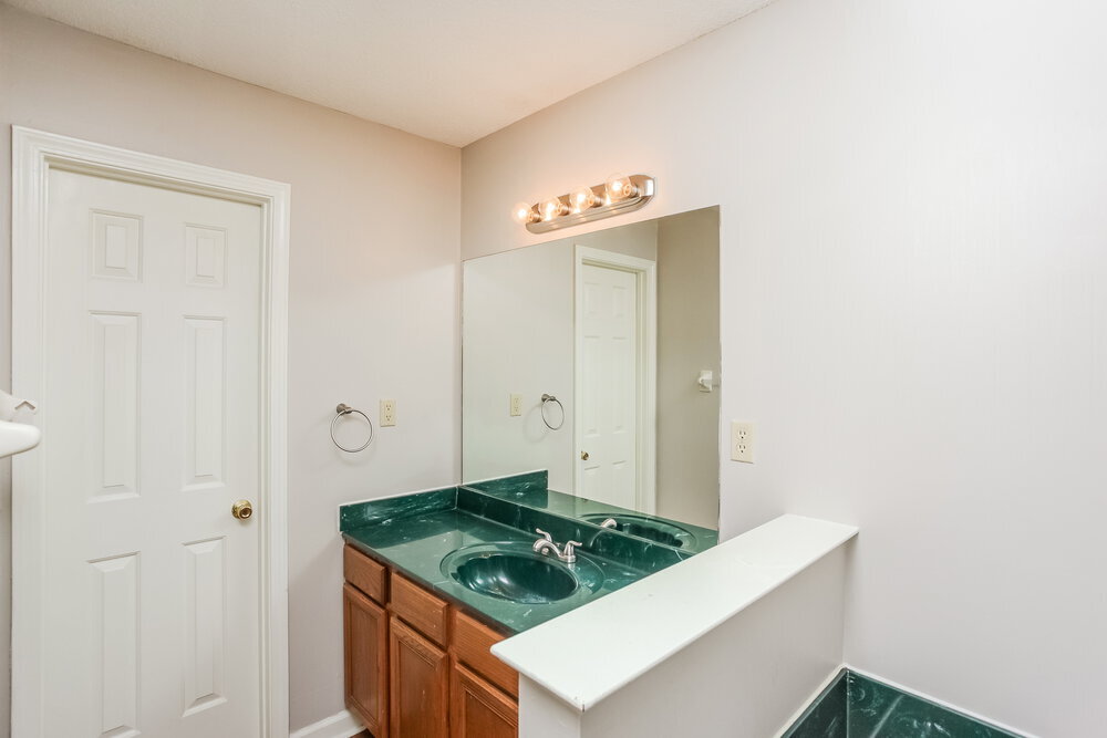 Building Photo - 7117 Puddin Ln