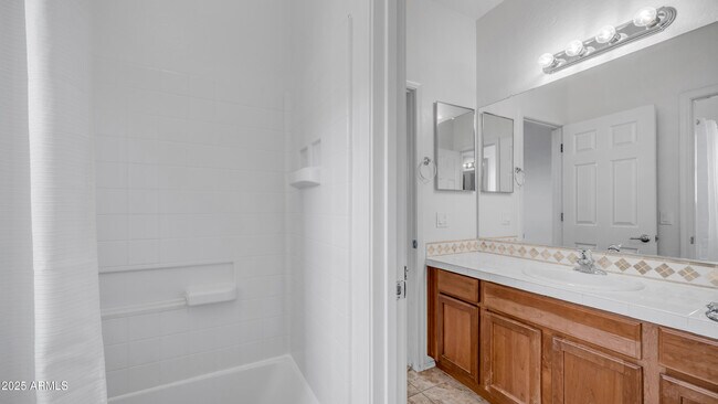 Building Photo - 5131 W El Cortez Trail
