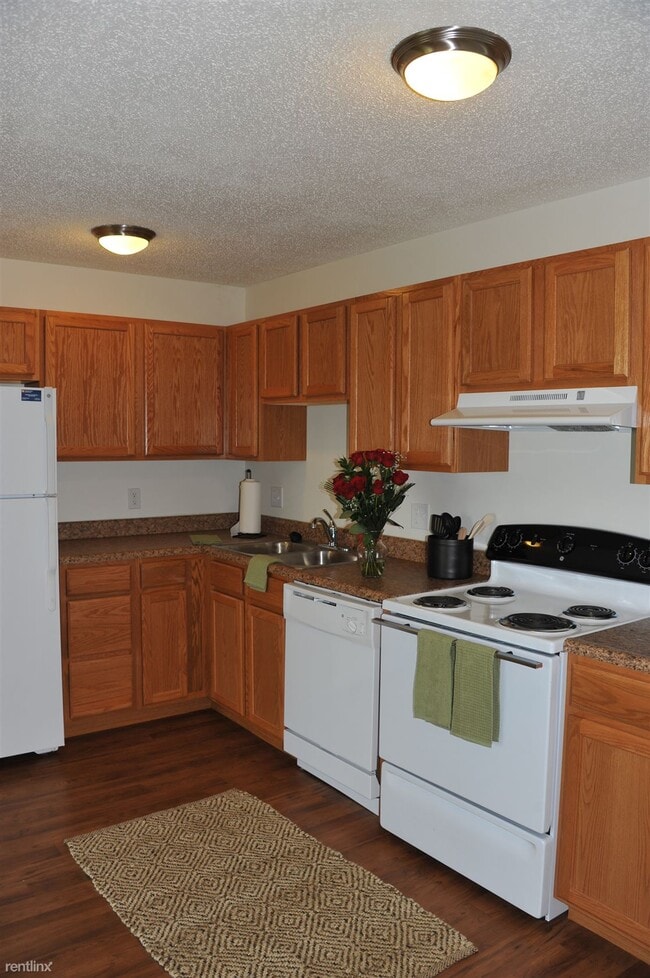 Building Photo - 2 br, 2 bath  - Summit Pointe The Spade