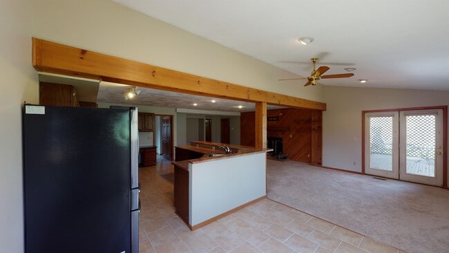 Building Photo - 3922 Ridgedale Dr