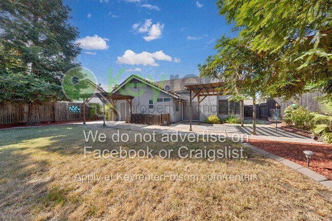 Building Photo - 617 Vernon Oaks Dr