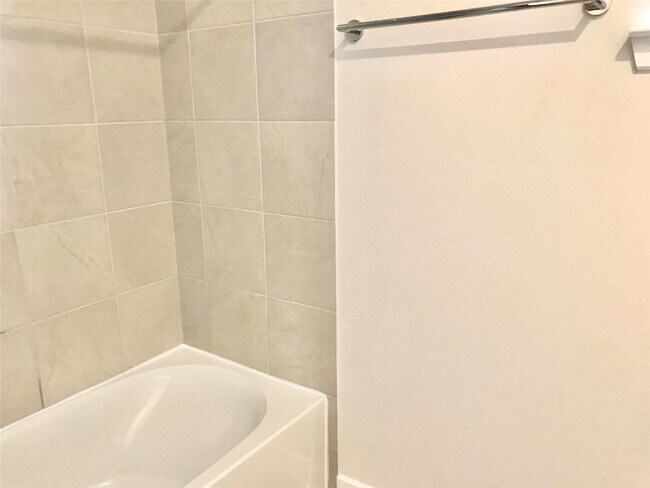 Building Photo - 7823 Skylark Heights Ln