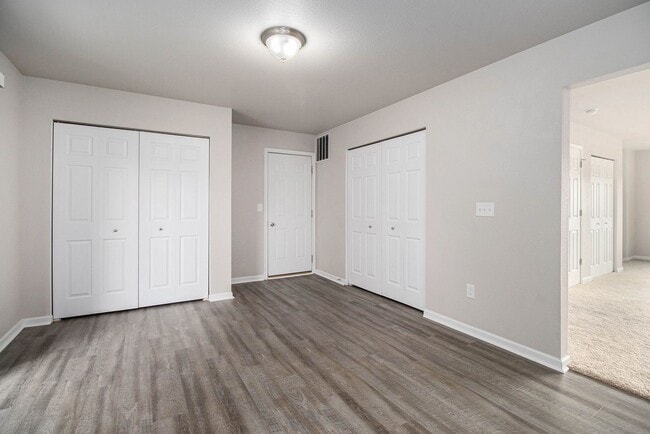 Building Photo - Immediate Occupancy Available!