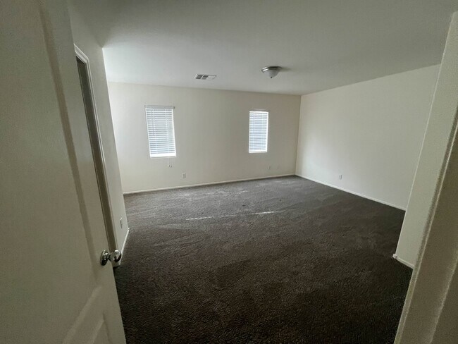 Building Photo - 3745 Austell St