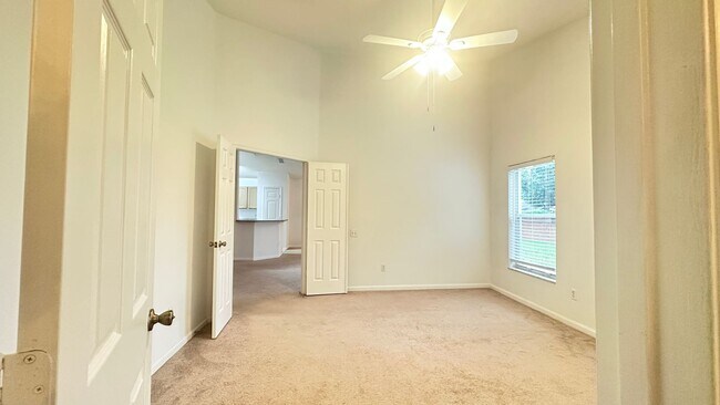 Building Photo - 1709 Pine Bay Dr