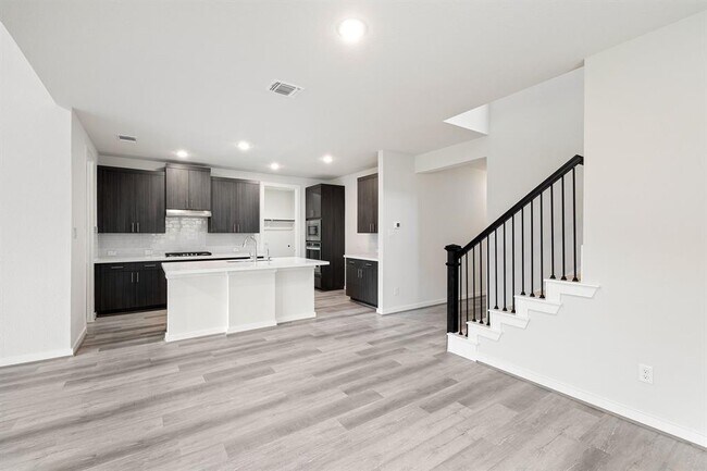 Building Photo - 112 Alicante Ln