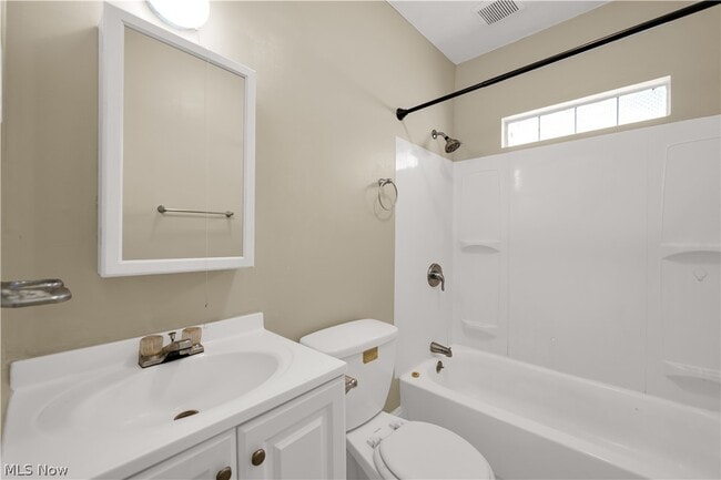 Building Photo - 3416 W 117th St