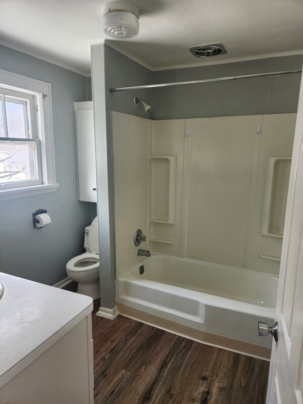 Building Photo - 87 Brighton Dr