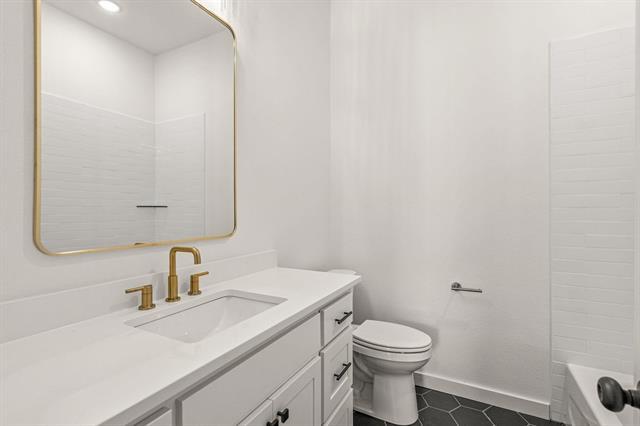 Building Photo - 177 Hulen Cir