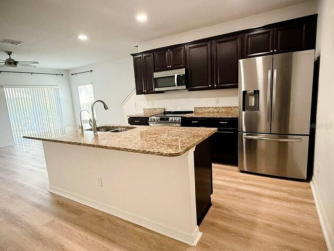 Building Photo - 600 Northern Way