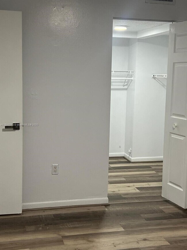 Building Photo - 8255 SW 152nd Ave