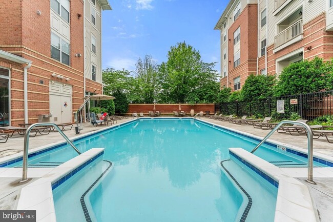 Building Photo - 9486 Virginia Center Blvd