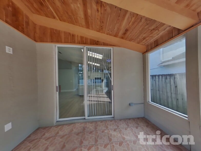 Building Photo - 1662 Sand Key Cir