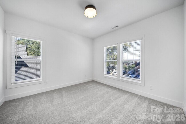 Building Photo - 511 Bowman Rd