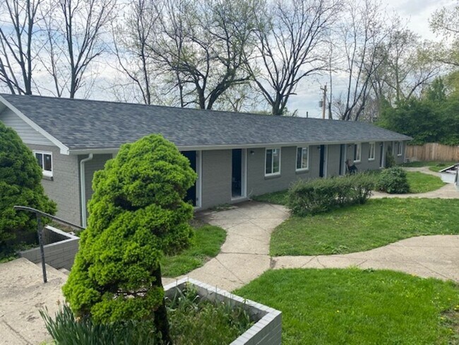 Building Photo - 75 W Moler St