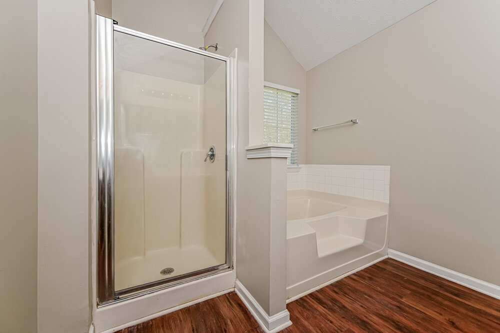 Building Photo - 70 Stony Oak Dr