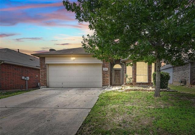 Building Photo - 7464 Maroon Dr
