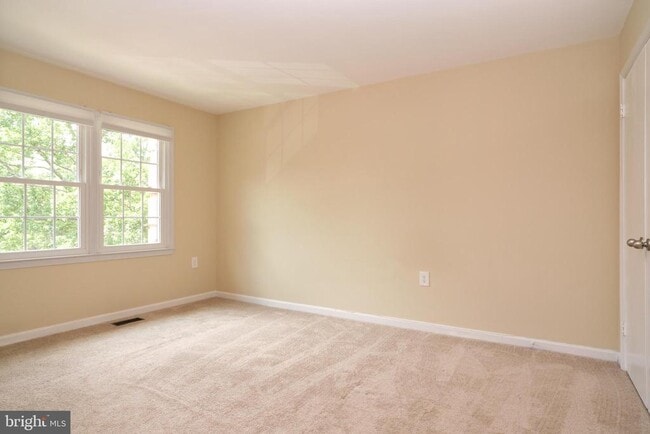 Building Photo - 3816 Usher Ct