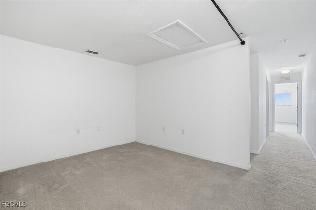 Building Photo - 9409 Ivy Brook Run