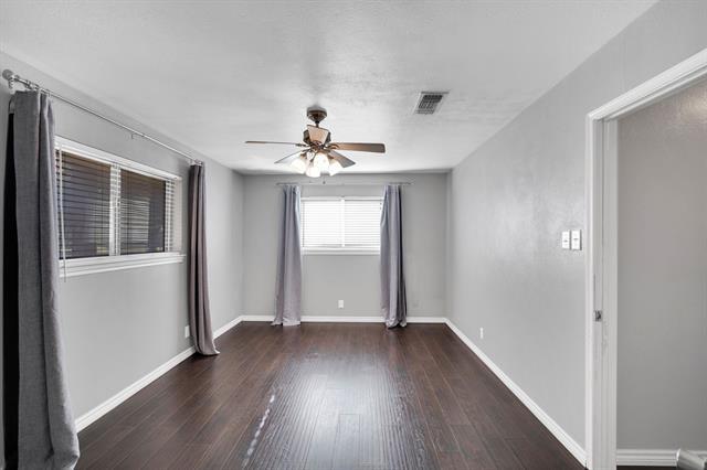 Building Photo - 202 Vanderbilt Ln