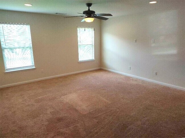 Building Photo - 7255 Rocking Horse Ln