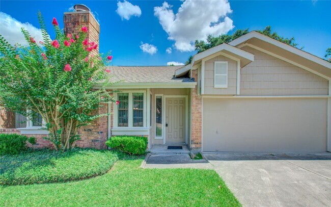 Building Photo - 13510 N Peachfield Cir
